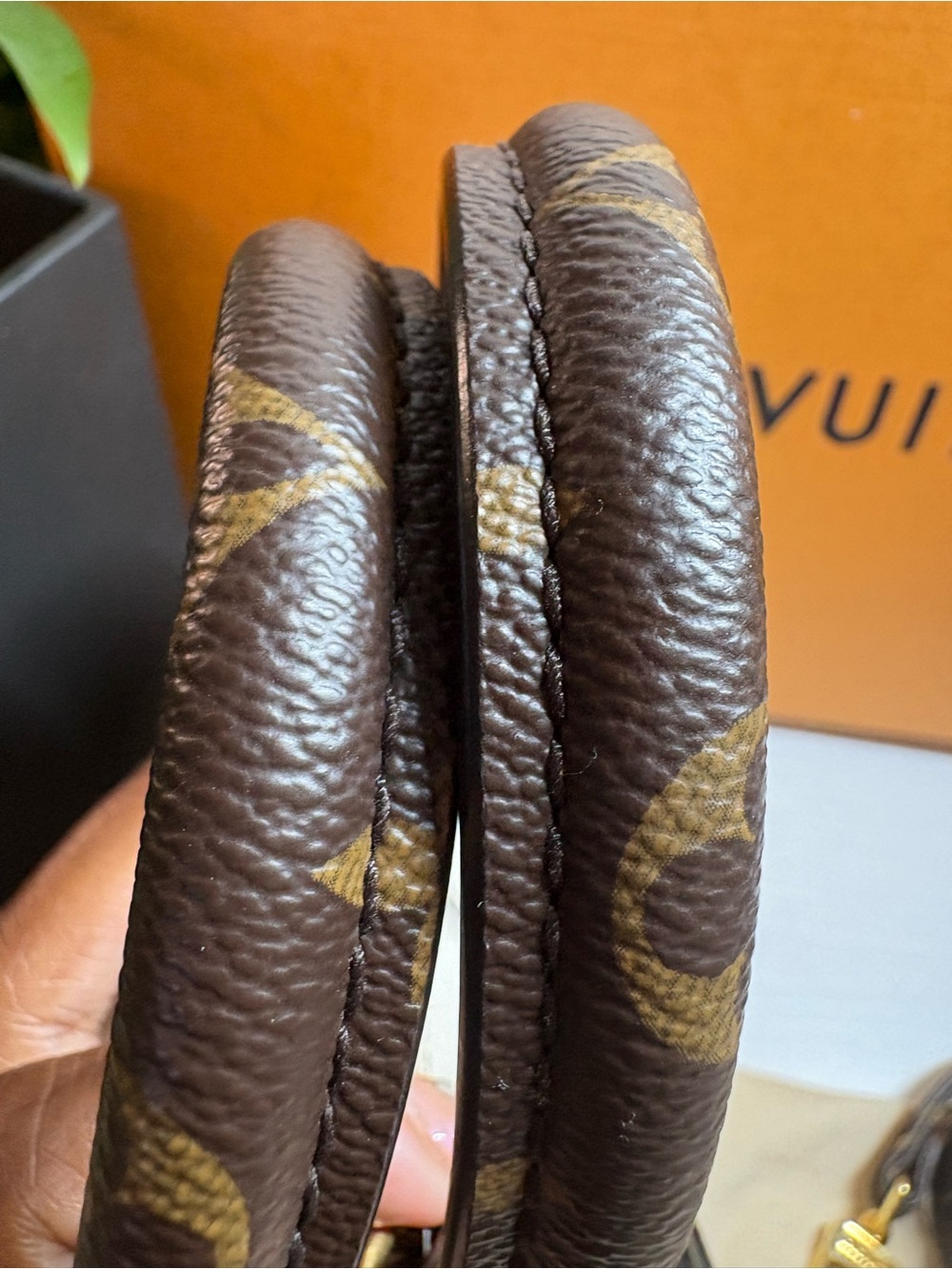 Louis Vuitton White Vernis Alma BB - Picture 3 of 11